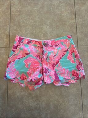 Lily Pulitzer buttercup scalloped shorts pink and teal